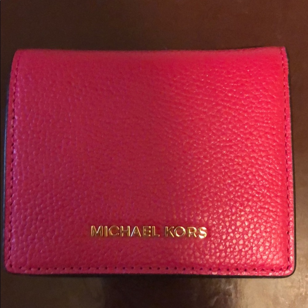 Michael kors wallet NWT
